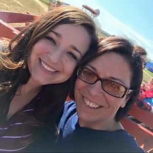 Meet your Posher, Dana